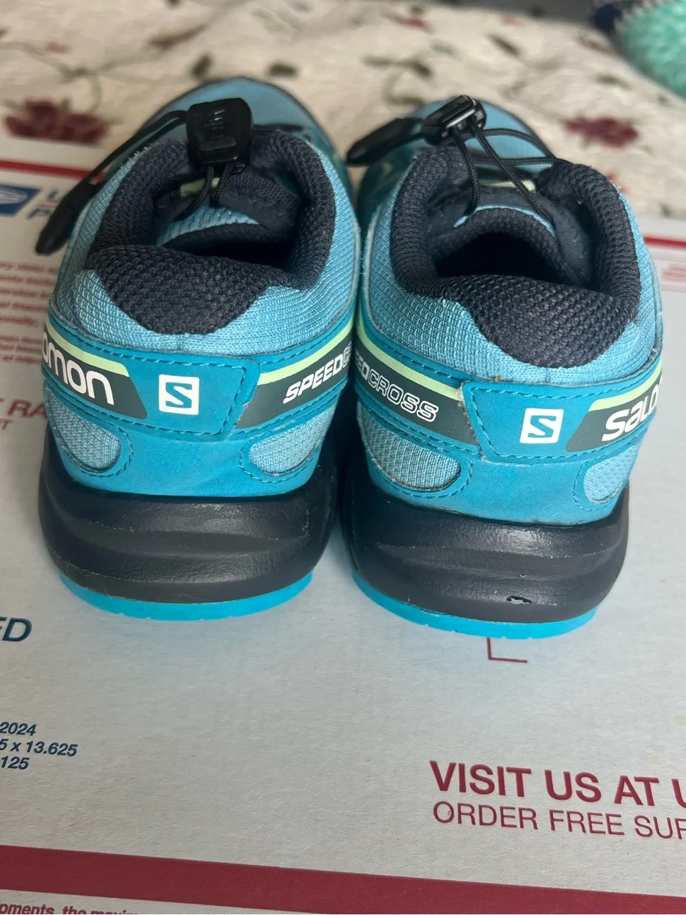 Salomon Speedcross Kids Size 1 Aqua Blue Trail Hiking Shoes Elastic Laces